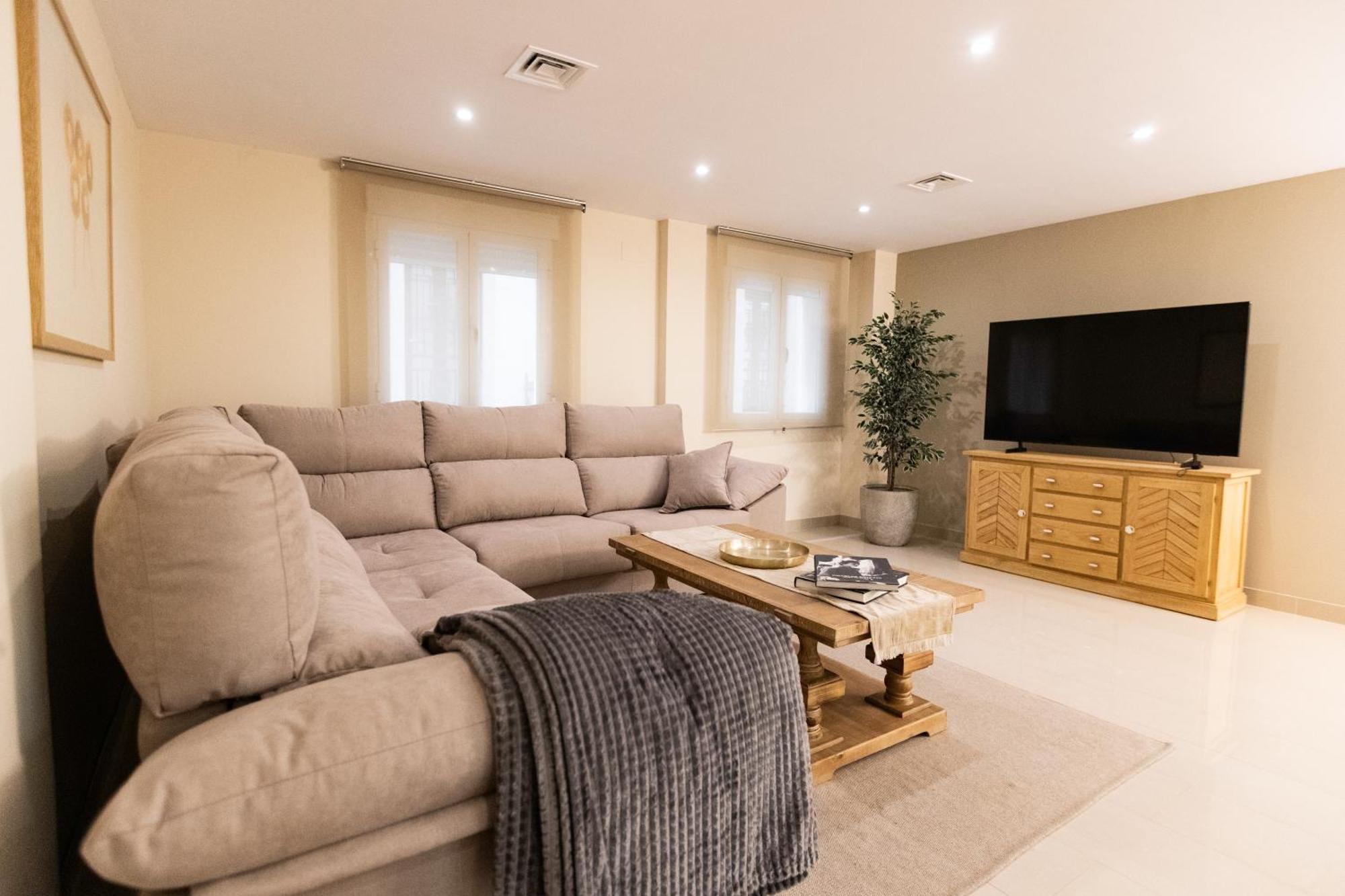 Apartamento Q2 กอร์โดบา ภายนอก รูปภาพ